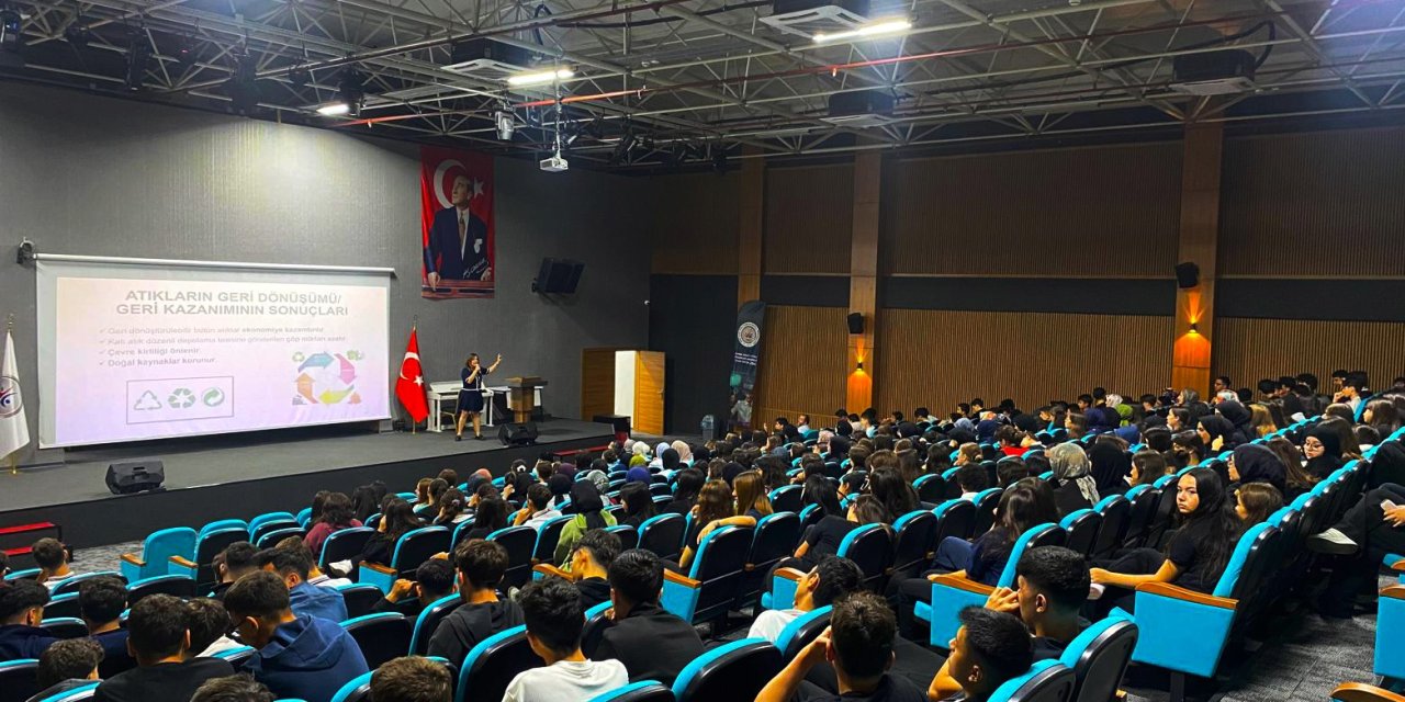 Alanya Belediyesi’nden Lise Öğrencilerine Sıfır Atık Ve İklim Değişikliği Eğitimi