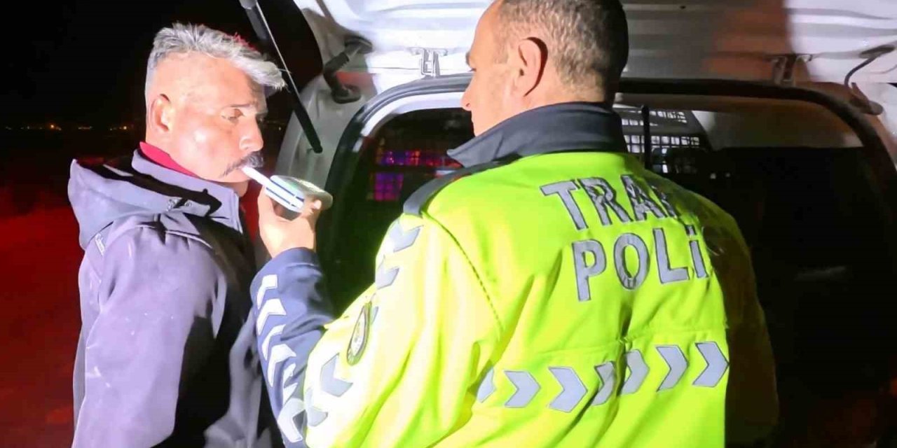 Aksaray’da 5 Kat Alkollü Sürücüden Skandal Tehdit!