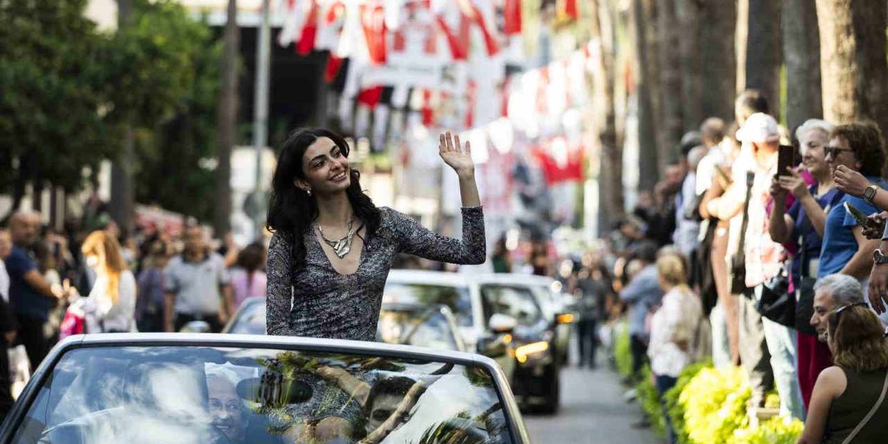 Antalya Sokaklarında "altın Portakal" Coşkusu