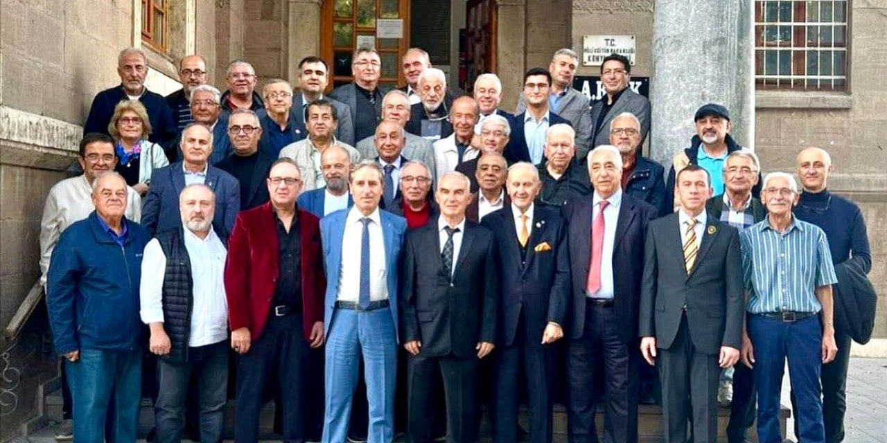 Konya Lisesi Mezunları Ve Mensupları Derneği Yeni Başkanını Seçti