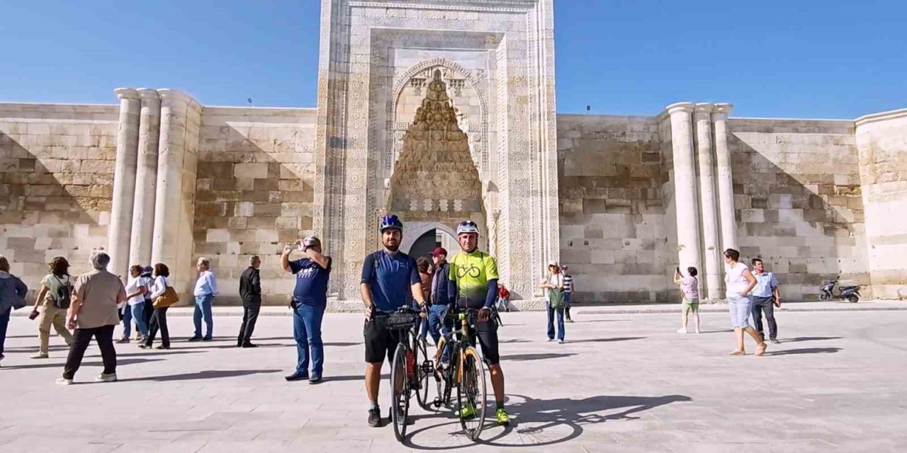 Ms Hastası Adam Bisikletle İller Arası Yolculuk Yaparak Hayata Tutunuyor