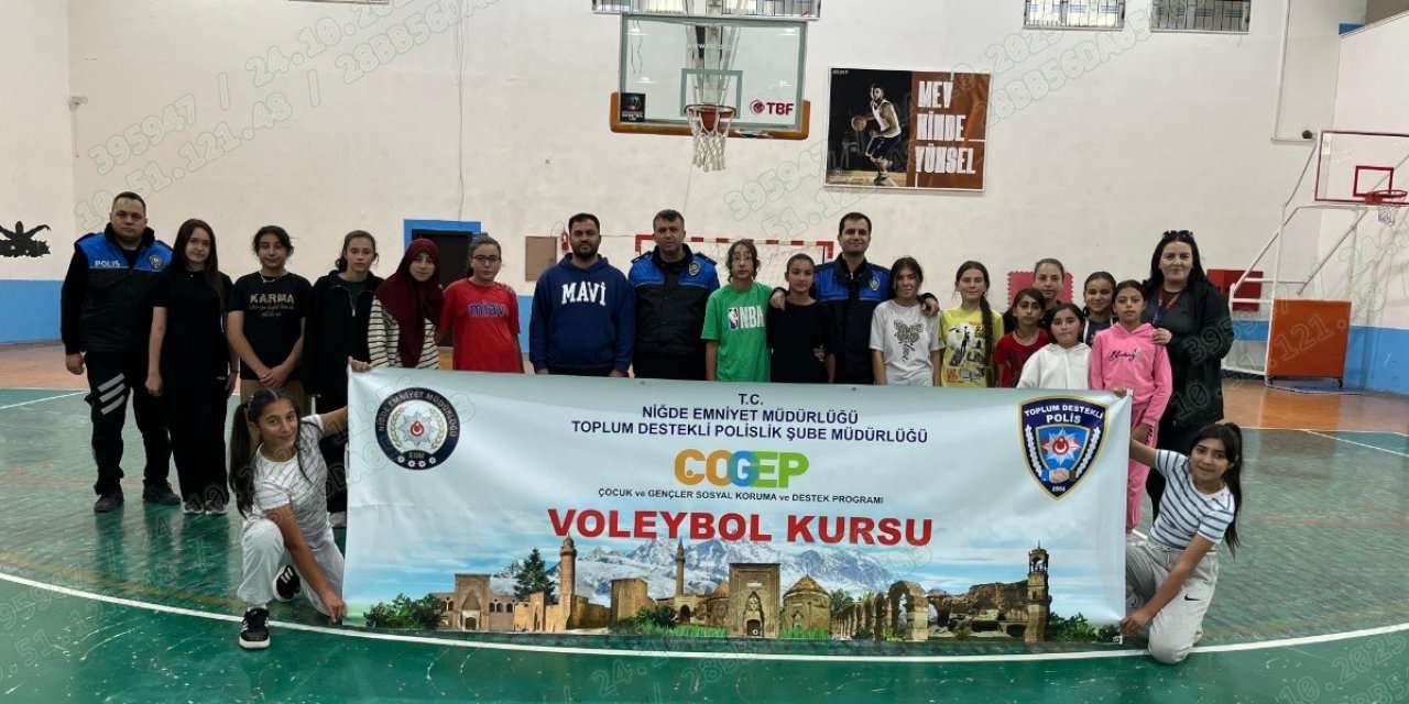’Niğde Gençlerine Sahip Çıkıyor’ Projesiyle Voleybol Kursu Başladı