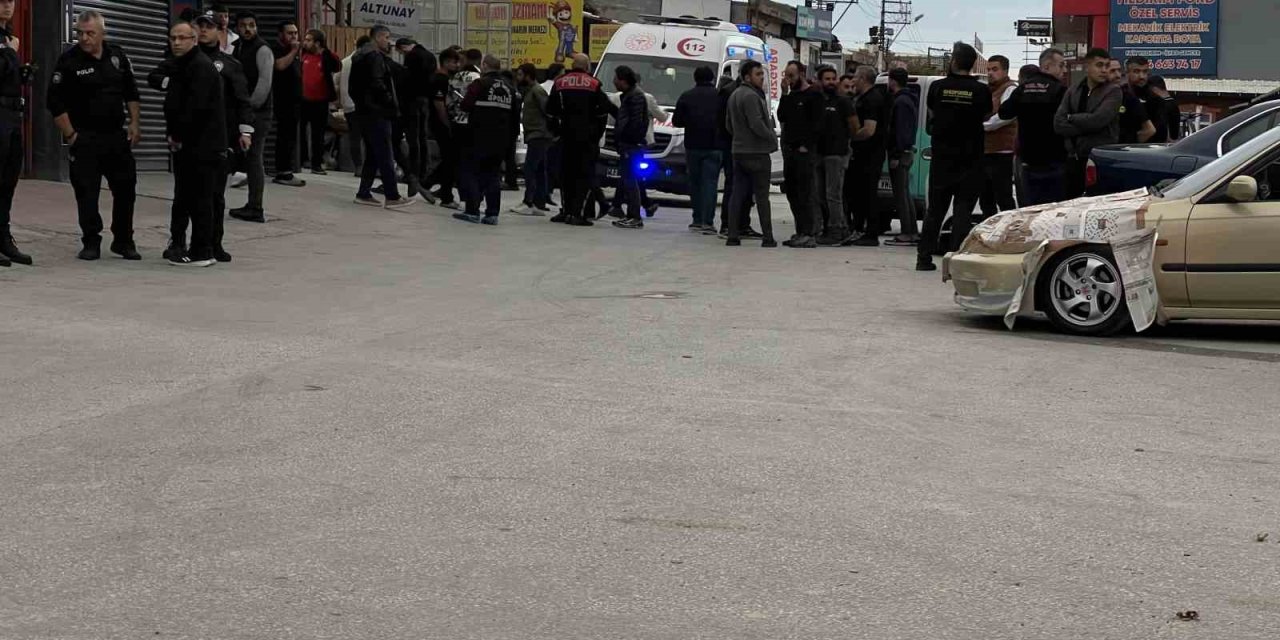 İş Yerine Gelip Av Tüfeğiyle Ateş Açtı