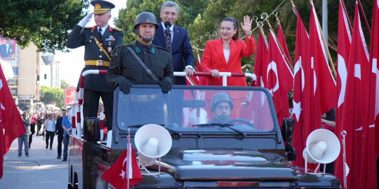Antalya’da Cumhuriyet’in 102’nci Yılı Kutlamaları