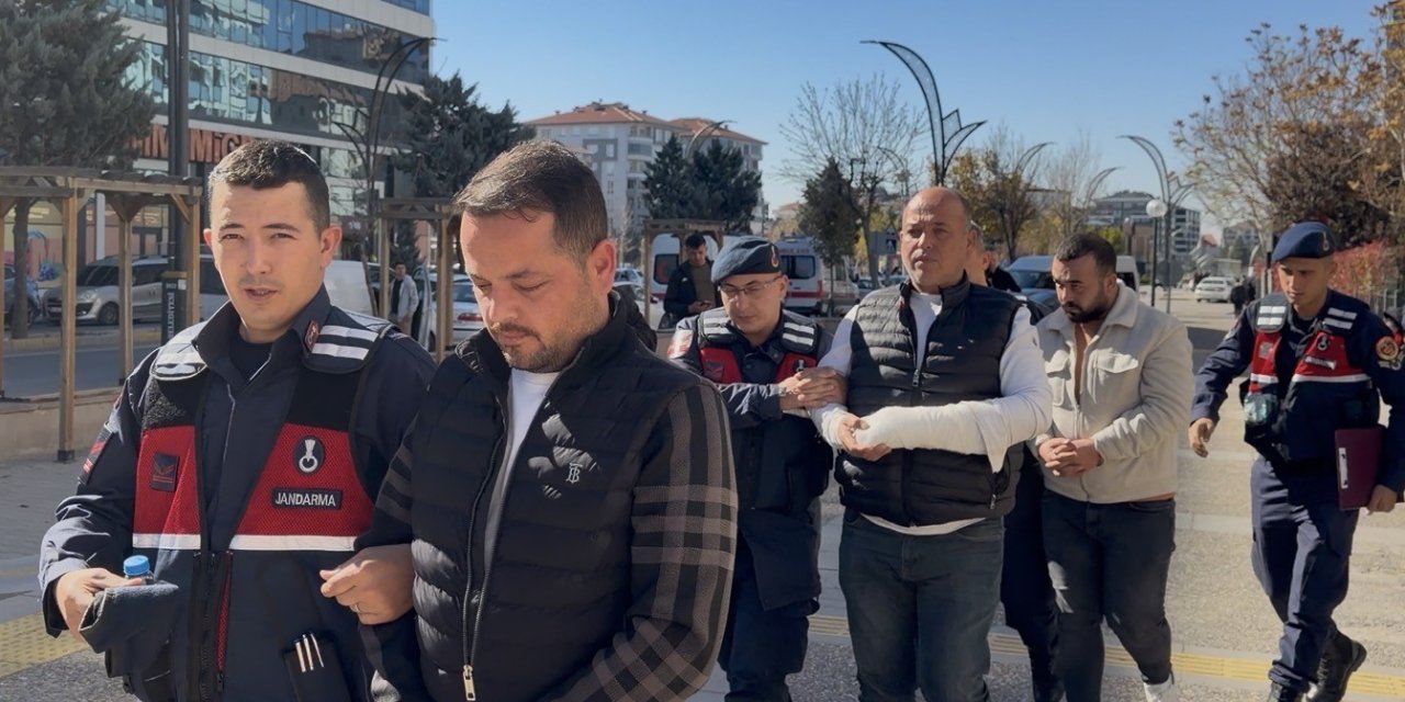 Aksaray’da Alkollü Sürücüden Polise Yumruklu Saldırı