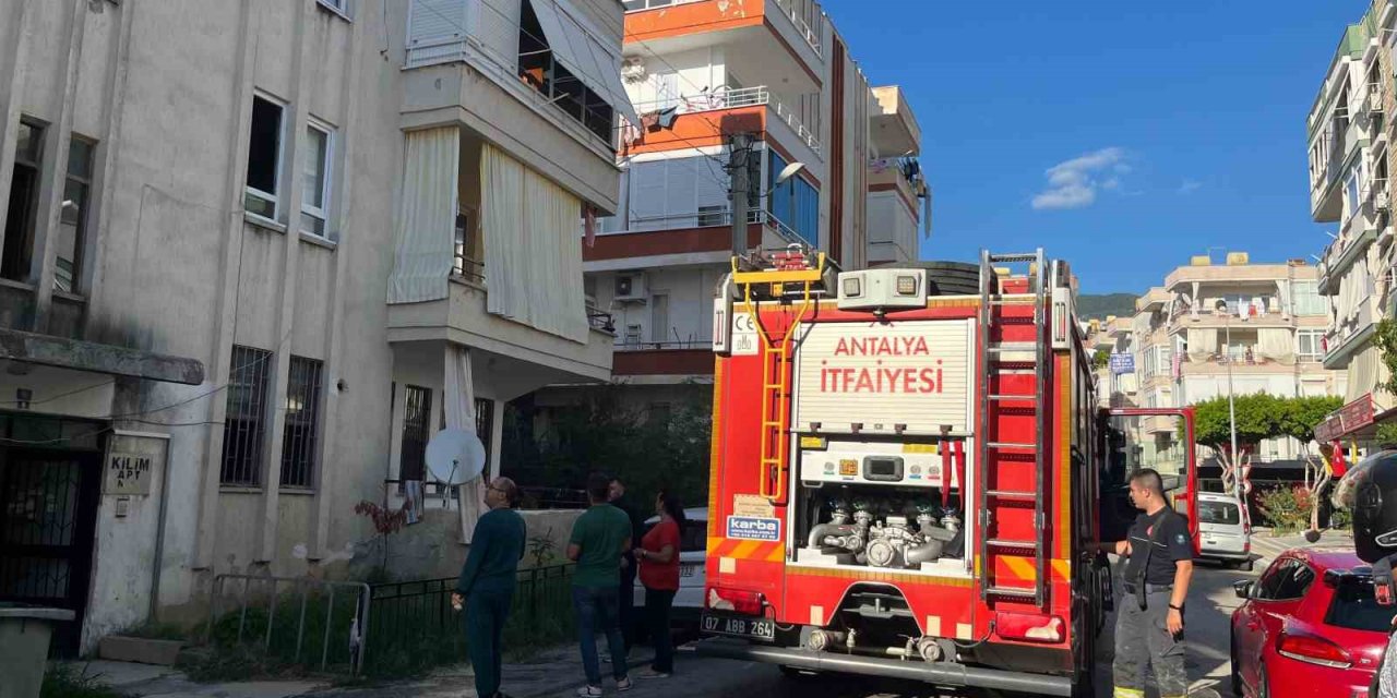 Alanya’da Evin Banyosunda Çıkan Yangın Korkuttu