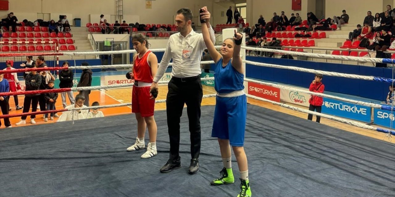 Akdeniz Belediye Spor’dan Kayseri’de Şampiyonluk Geçidi