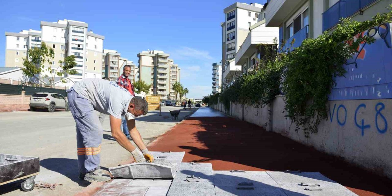 Güzeloba’da Kaldırım Çalışması Tamamlandı