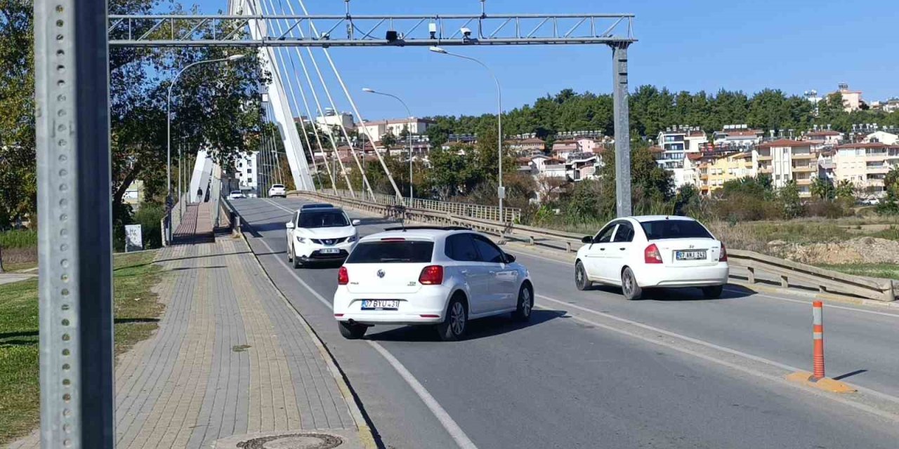 Otomobilin Çarptığı Yaya Yaralandı