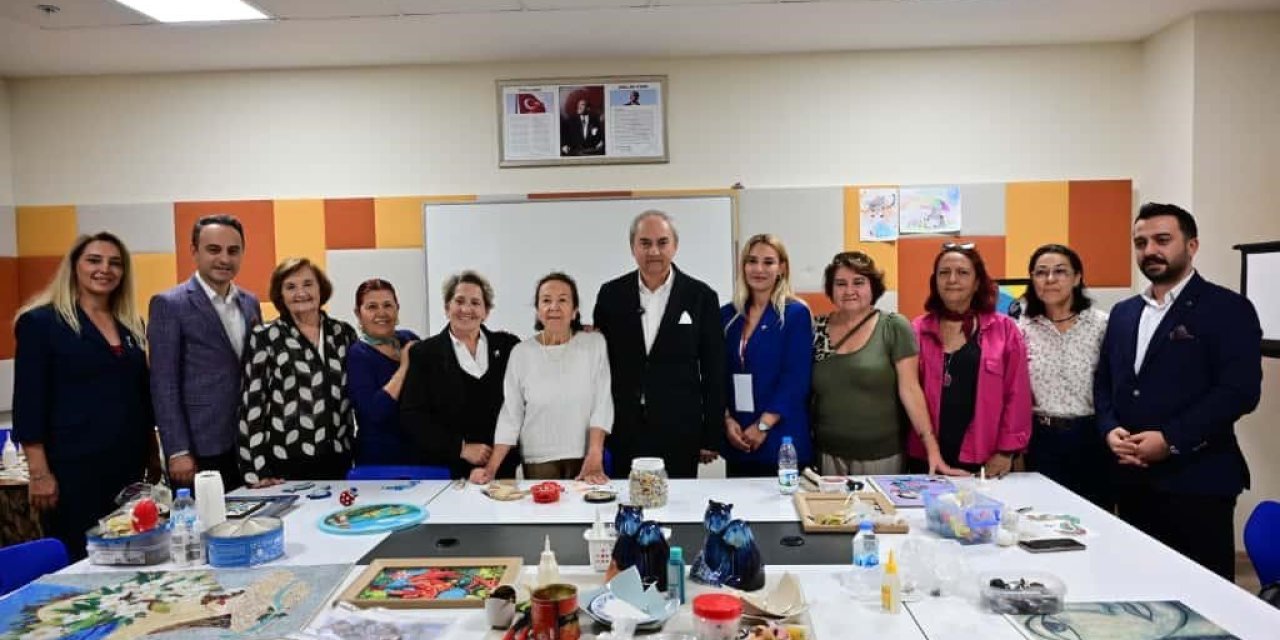 Görsel Sanatlar Ve Sanatsal Mozaik Atölyesi Sanatseverleri Buluşturdu