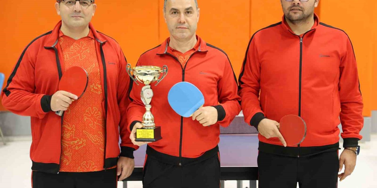 Masa Tenisi Bölge Şampiyonu Aksaray Ekibi, Türkiye Finallerine Hazırlanıyor