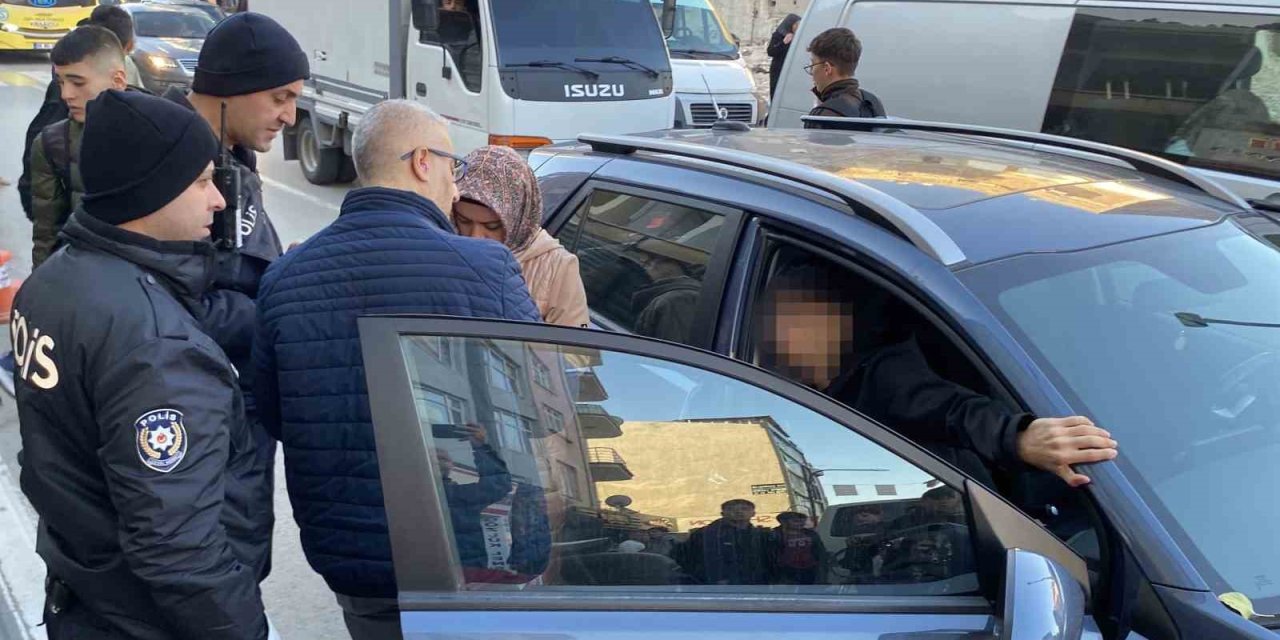 Aksaray’da 17 Yaşındaki Çocuk Okul Çıkışı Bıçaklandı