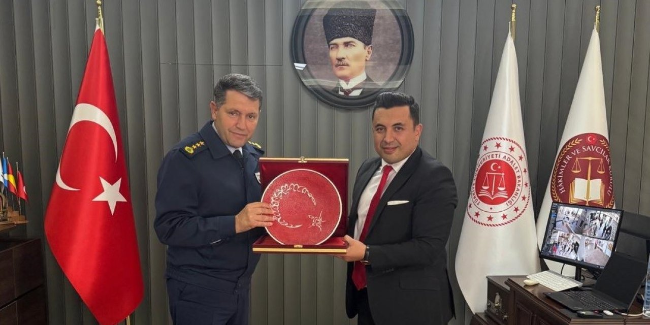 Albay Güngör İle Başsavcı Çatlı Bir Araya Geldi