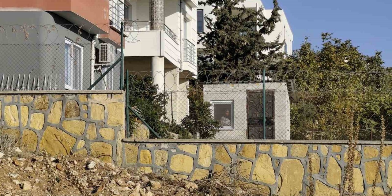 Engelli Kadının Kulübede Yaşamı Yürekleri Burktu