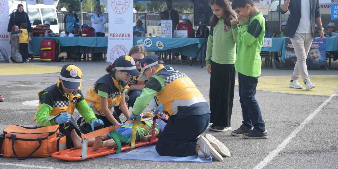 Aksu’da "sağlıklı Çocuk, Sağlıklı Gelecek" Programı İlgi Gördü