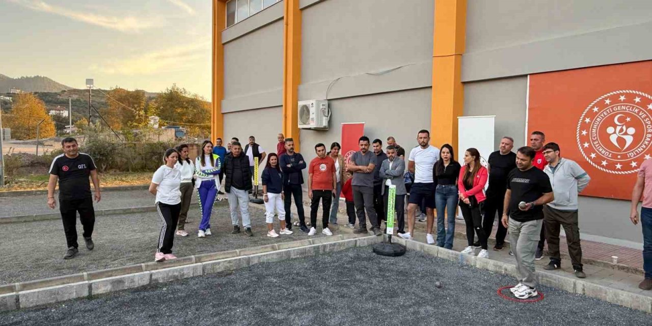 Gazipaşa’da 24 Kasım Öğretmenler Günü’ne Özel Bocce Turnuvası