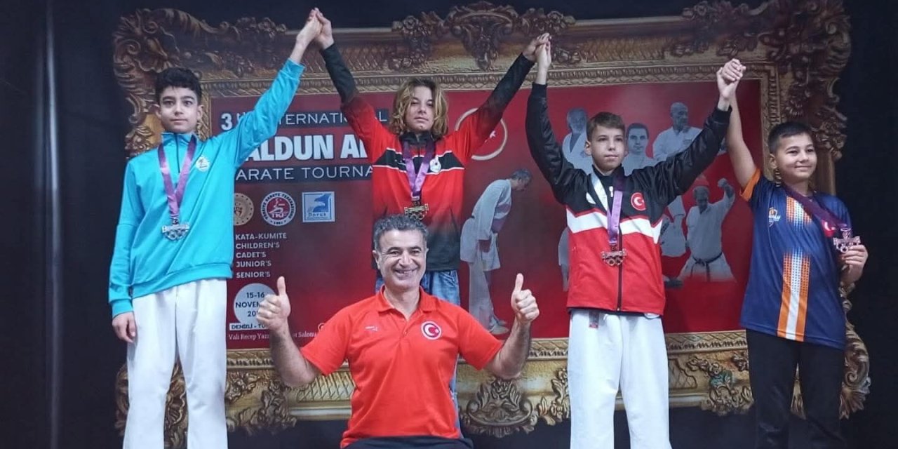 Kemer Belediyesi Karate Takımı’ndan 9 Madalya