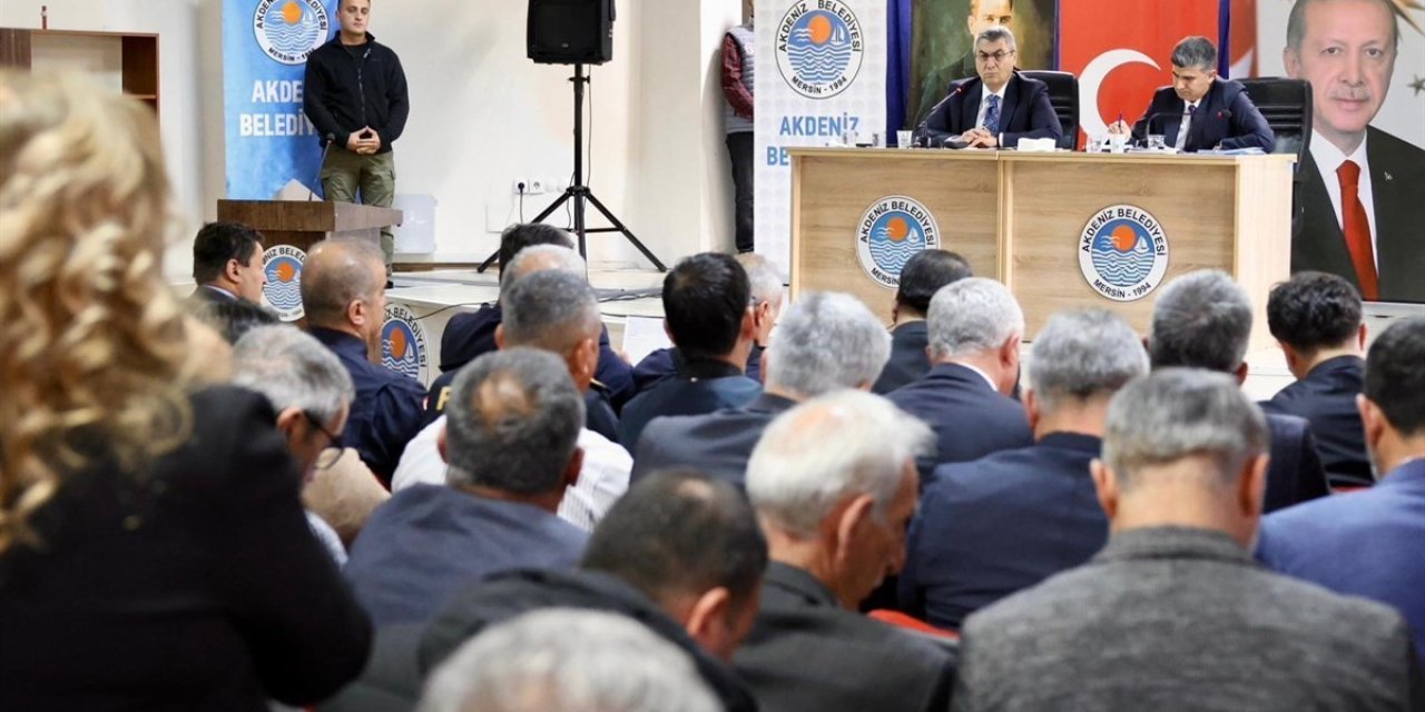 Vali Toros, Akdeniz’de Muhtarların Taleplerini Dinledi