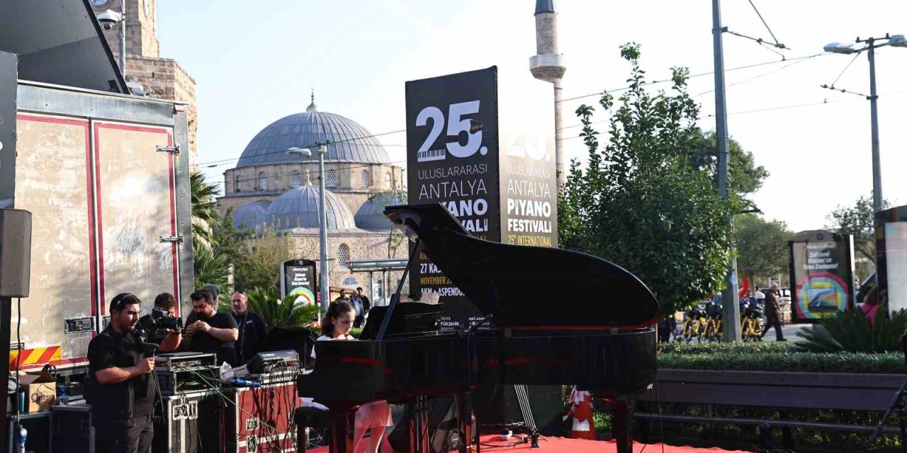 25. Uluslararası Antalya Piyano Festivali Başladı