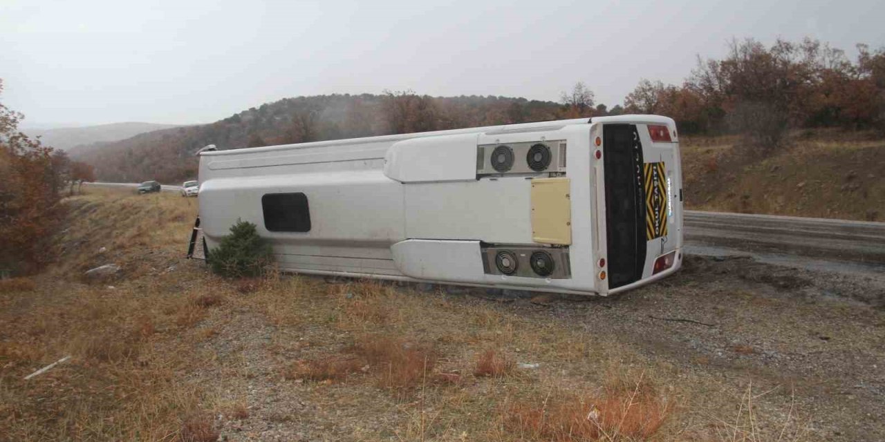 Konya Beyşehir’de Öğrenci Servisi Kazası