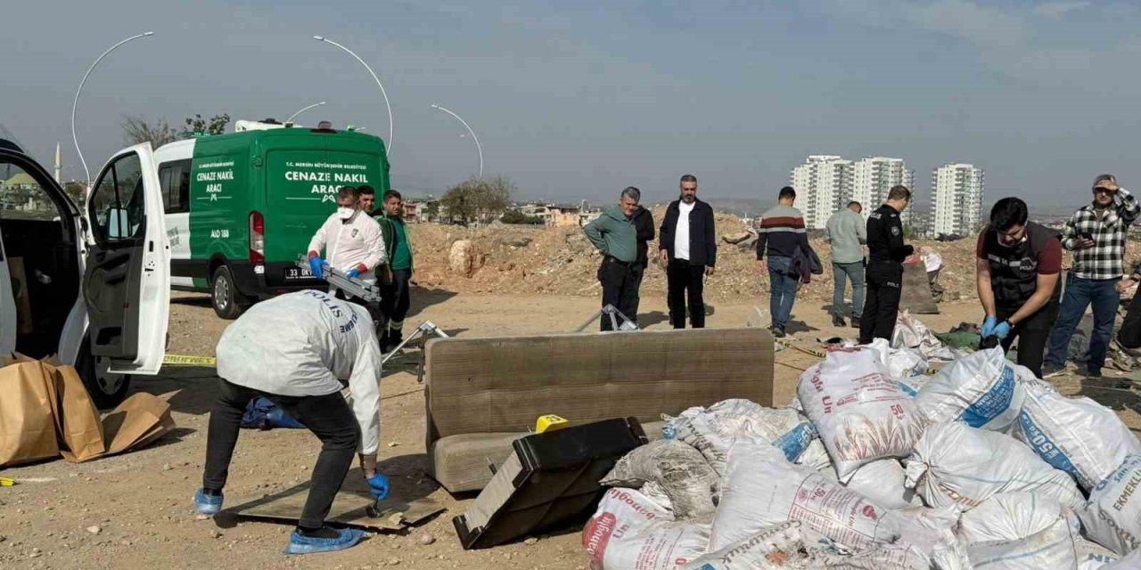 Mersin’de Korkunç Cinayet: Öldürüp Tuzlayıp Halıya Sarıp Çekyatla Atmışlar