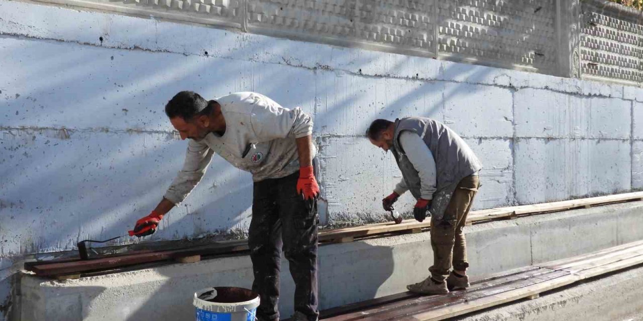 Kepez Belediyesi’nden Okullara Estetik Dokunuş