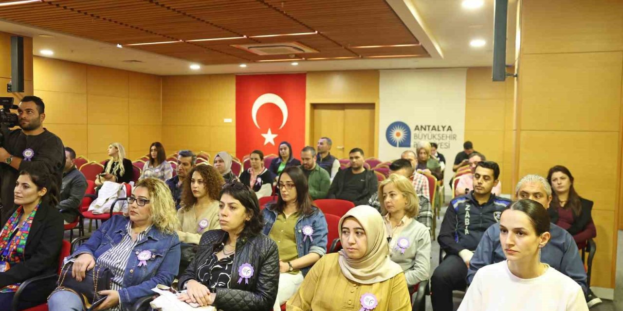 Büyükşehir’den Kadına Yönelik Şiddete Karşı Eğitim Düzenlendi