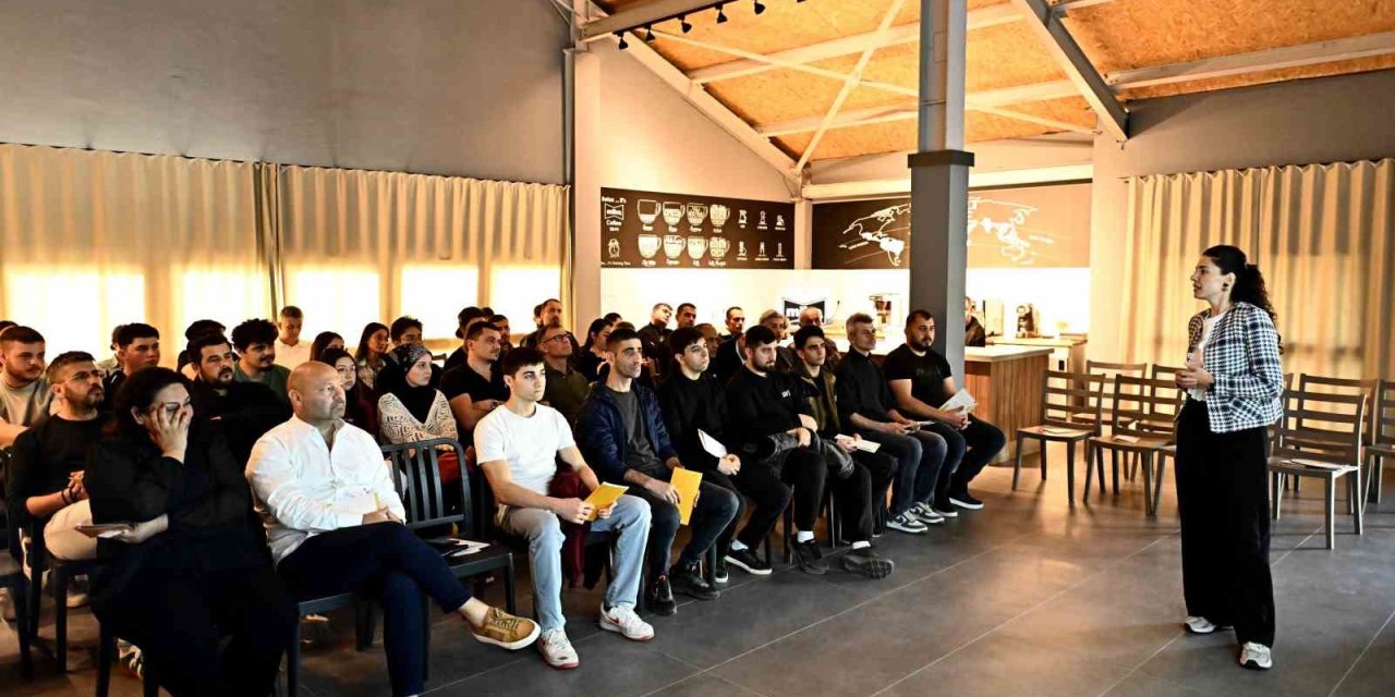 Muratpaşa’da Hijyen Ve Gıda Güvenliği Eğitimi Düzenlendi