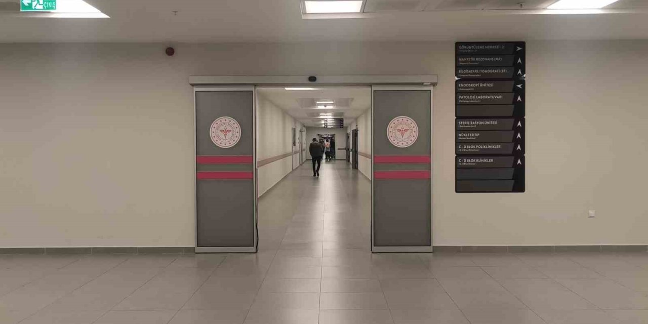 Hastaneye Kaldırılan Muhittin Böcek Tetkiklerinin Ardından Cezaevine Götürüldü