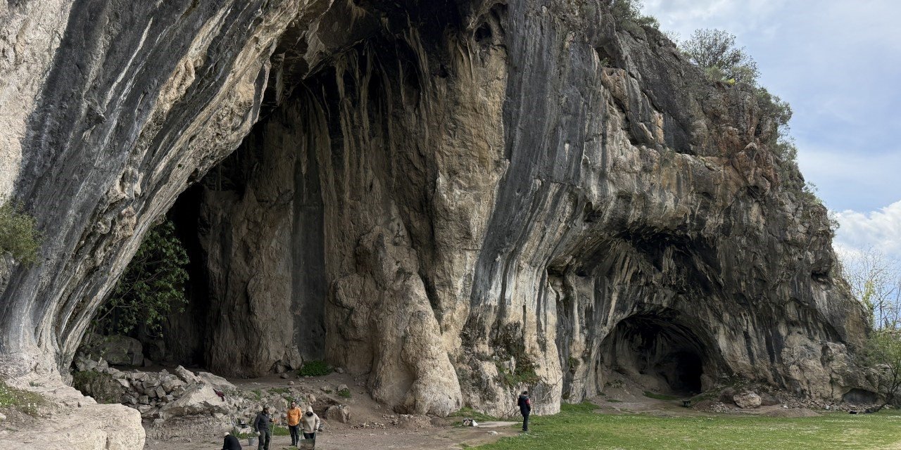 Akdeniz Üniversitesi’nden Bilim Dünyasına Işık