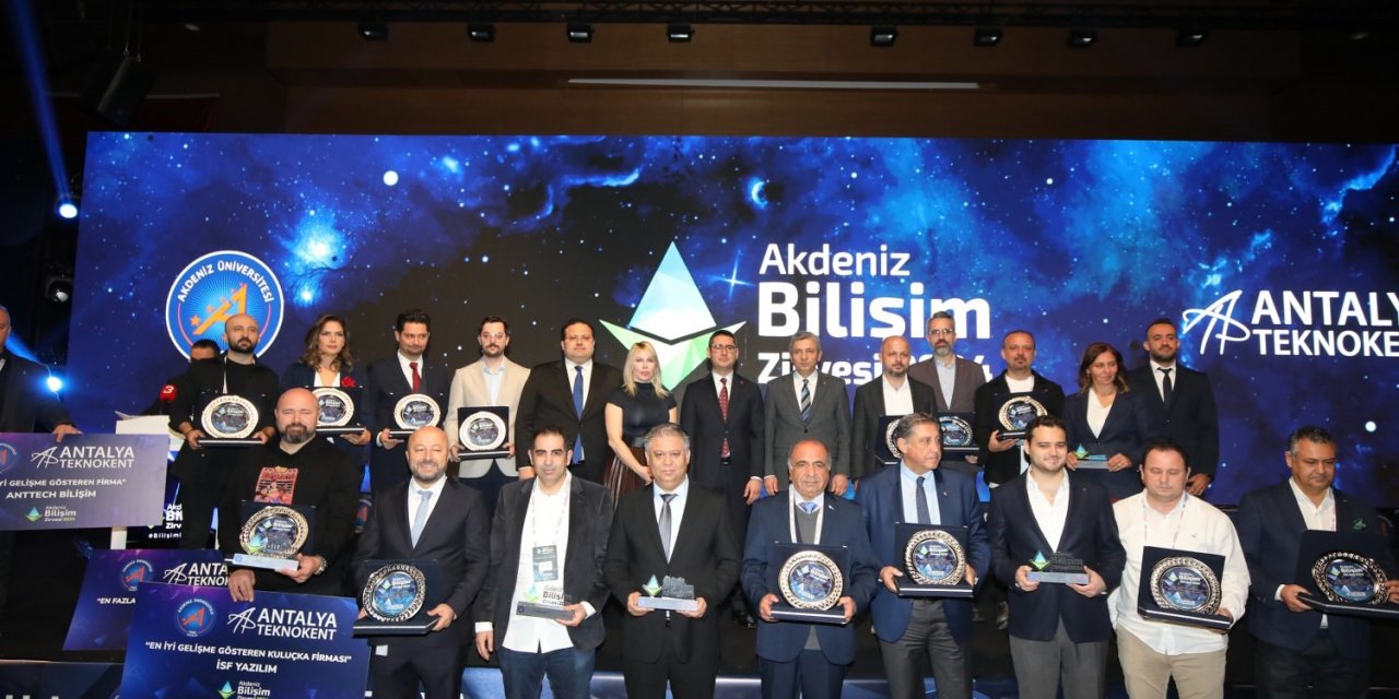 Antalya Teknokent Ev Sahipliğinde 9. Akdeniz Bilişim Zirvesi