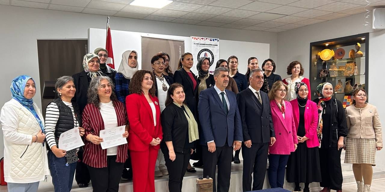 Çarpana Dokuma Sanatı Modern Ürünlerle Buluşuyor