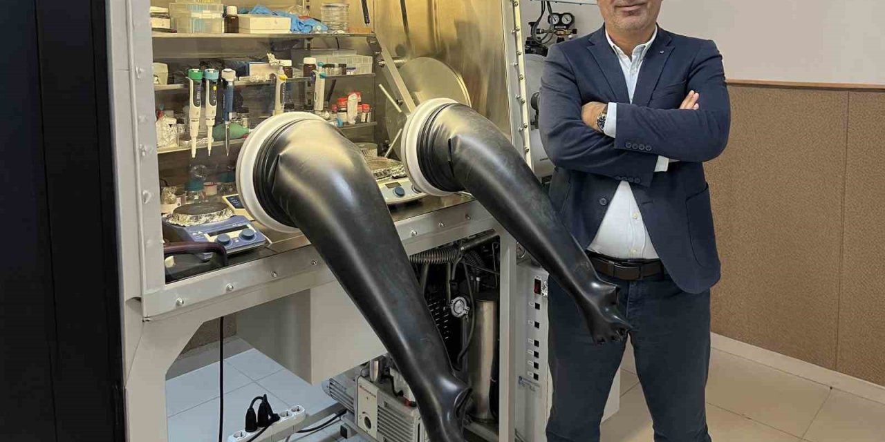 KMÜ’den Perovskit Güneş Hücresine Büyük Ödül