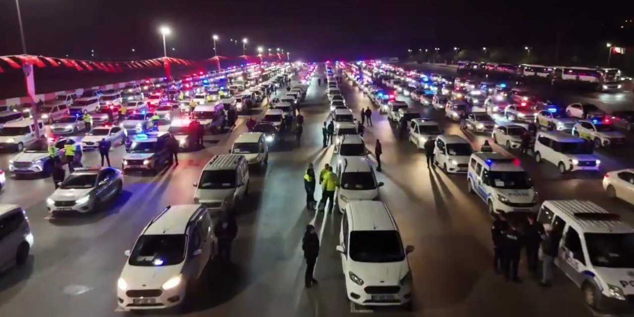 Antalya Polisi 458 Torbacıyı Gözaltına Aldı: "affetmiyoruz, Geri Adım Atmıyoruz, Vazgeçmiyoruz"