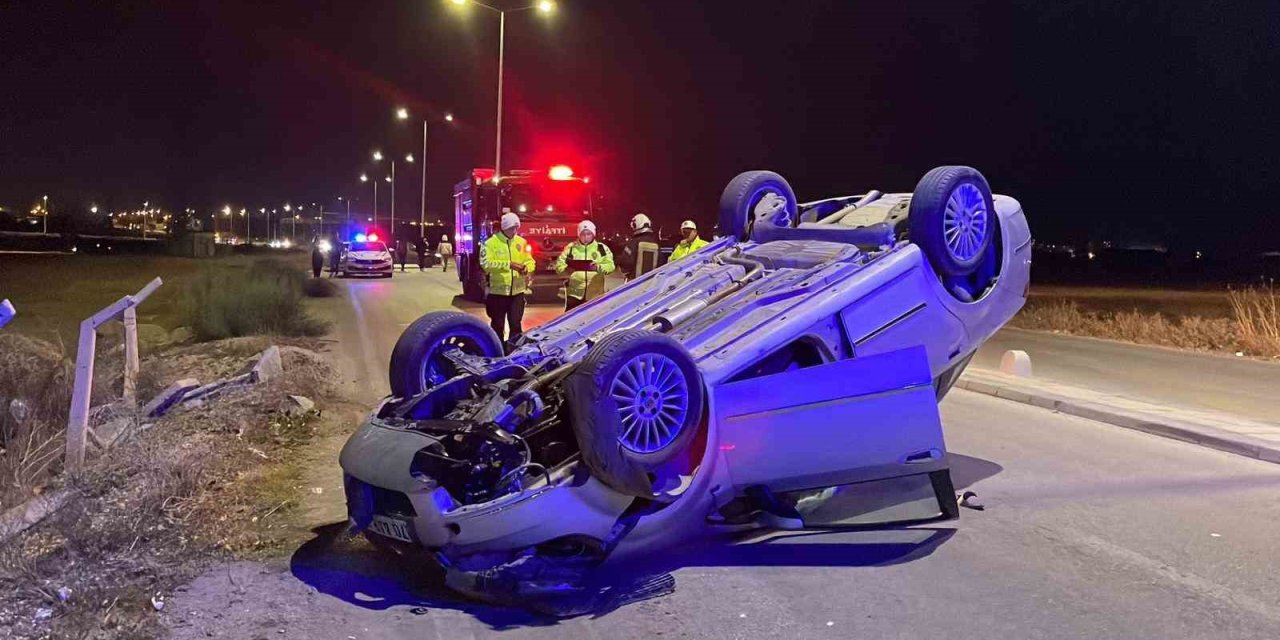 Karaman’da Otomobil Takla Attı: 2 Yaralı