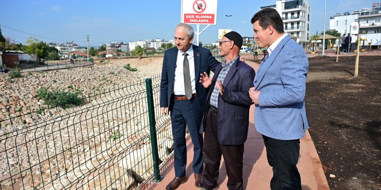 Başkan Kocagöz, Şelale Mahallesi’ne Kazandırılan Yeni Park Alanını İnceledi