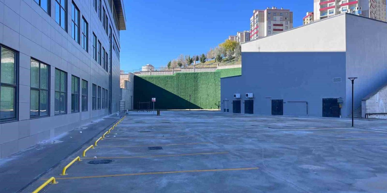 Niğde Ağız Ve Diş Hastanesi Açılış İçin Gün Sayıyor