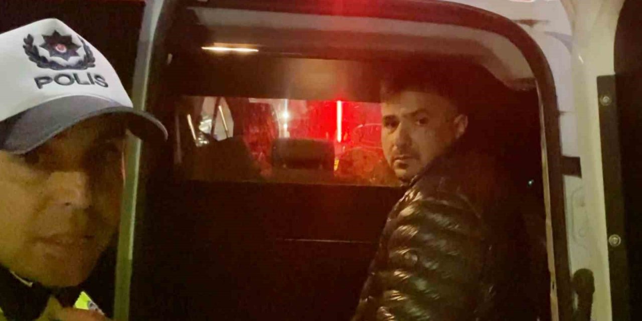 Alkollü Sürücü Emniyet Müdürünün Bulunduğu Makam Aracına Çarptı