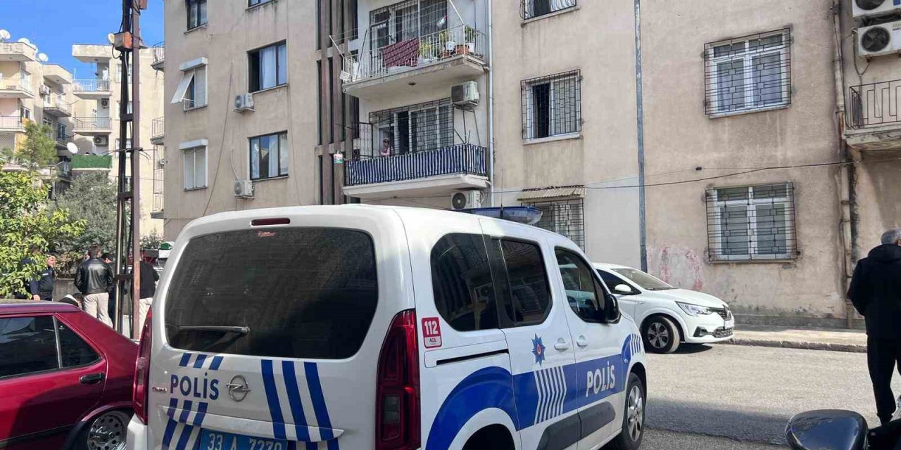 Mersin Valilliği 3 Kişiyi Öldüren Şahsın Bacağından Vurularak Yakalandığını Bildirdi