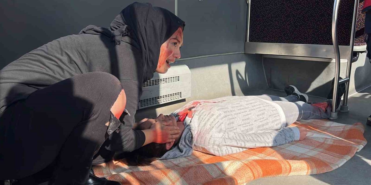 Gerçeğini Aratmayan Kaza Tatbikatı