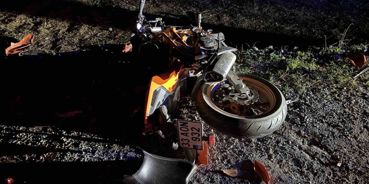 Otomobille Çarpışan Motosikletin Sürücüsü Ağır Yaralandı