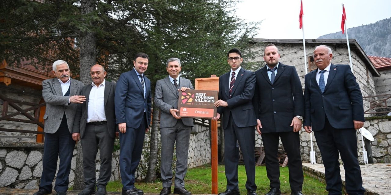 En İyi Turizm Köyüne Gurur Tabelası