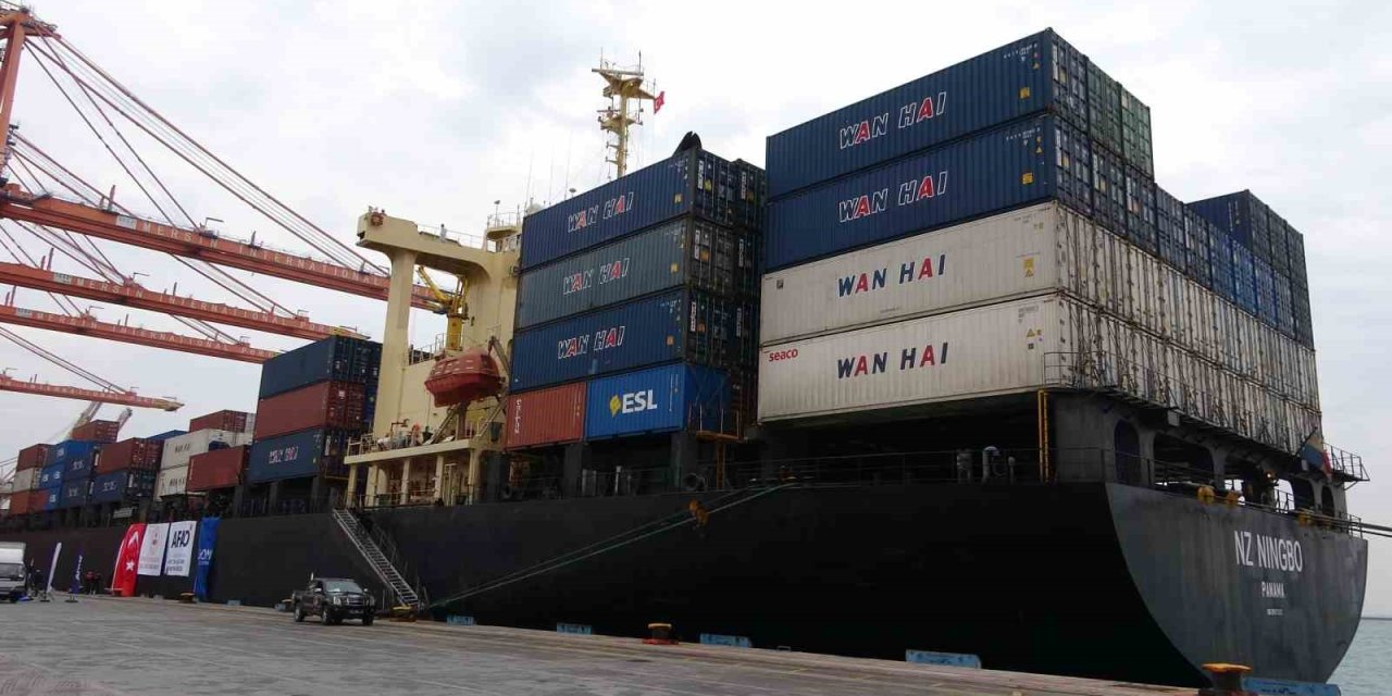 İyilik Gemisi Mersin’den Sudan’a Uğurlandı