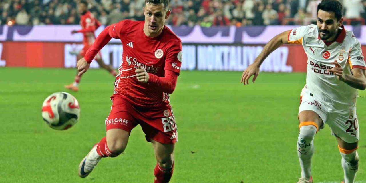 Trendyol Süper Lig: Antalyaspor: 1 - Galatasaray: 4 (maç Sonucu)