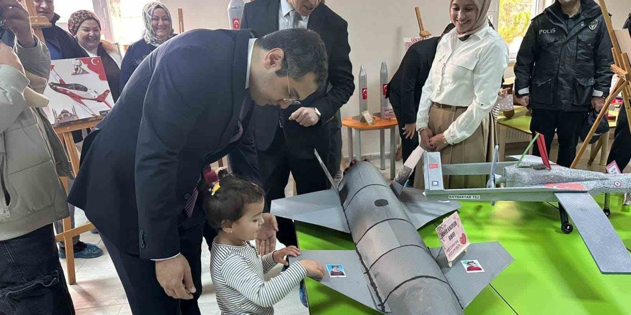 Yerli Malı Haftasında Yerli Savunma Sanayi Ürünlerinin Maketlerini Sergilediler