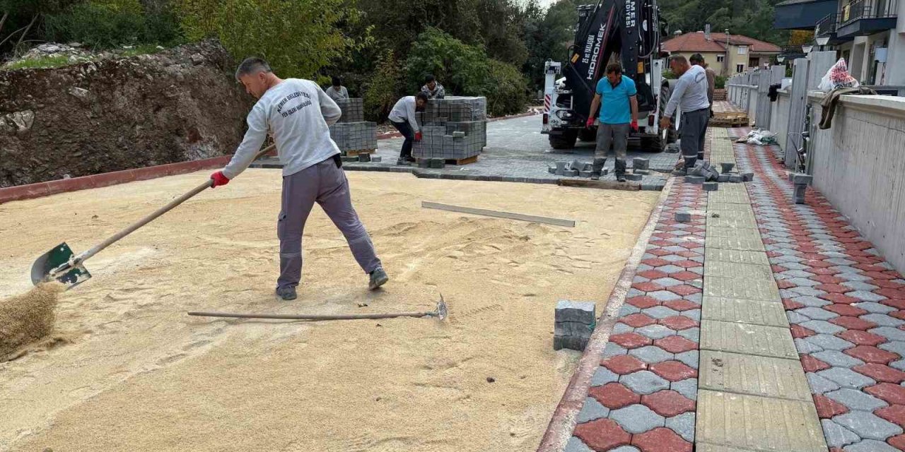 Kemer Kuzdere’de İki Sokak Arasındaki Altyapı Çalışmaları Tamamlandı