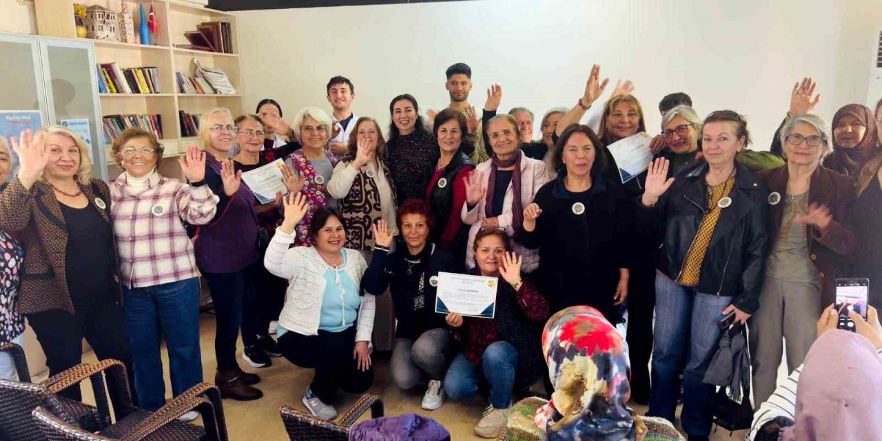 Muratpaşa’da 60 Yaş Üstüne Sağlıklı Yaşam Rozeti