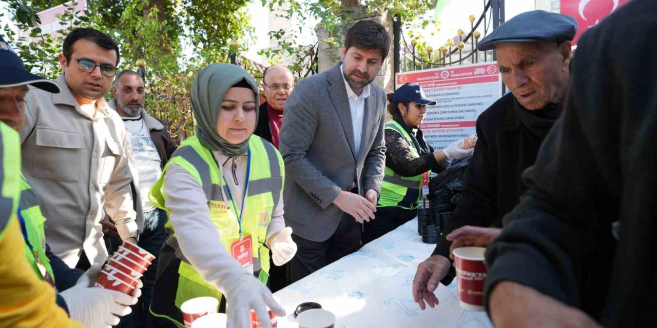Tarsus’ta Sıcak Çorba İkramı Başladı