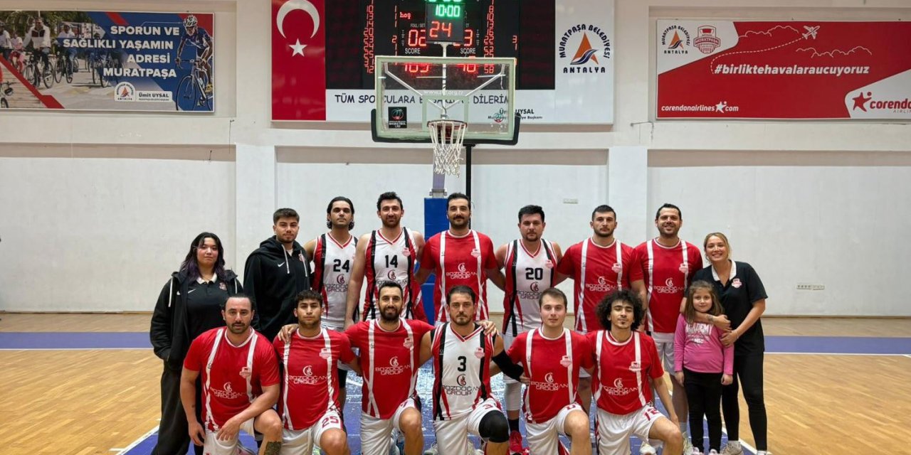 Muratpaşa Belediyespor Namağlup Bölgesel Lig’de
