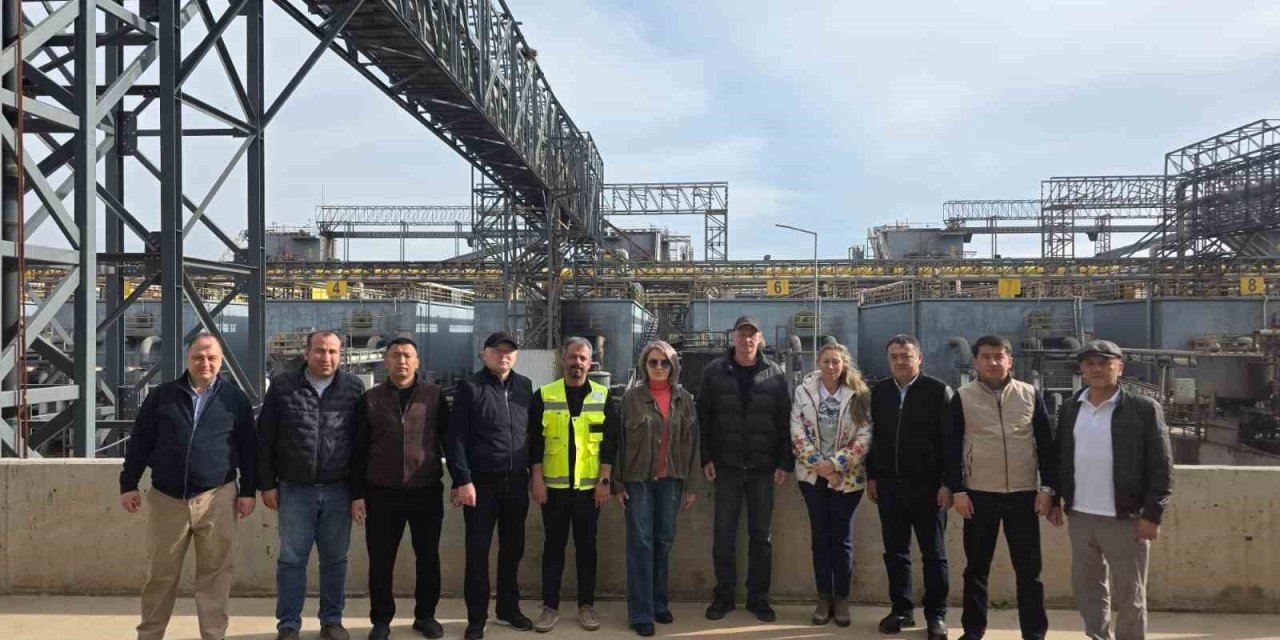 Büyükşehir’in Kızıllı Katı Atık Tesisi Örnek Oluyor